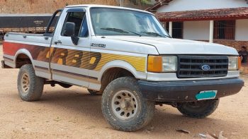 Ford F1000 Super Serie 4x4 1994